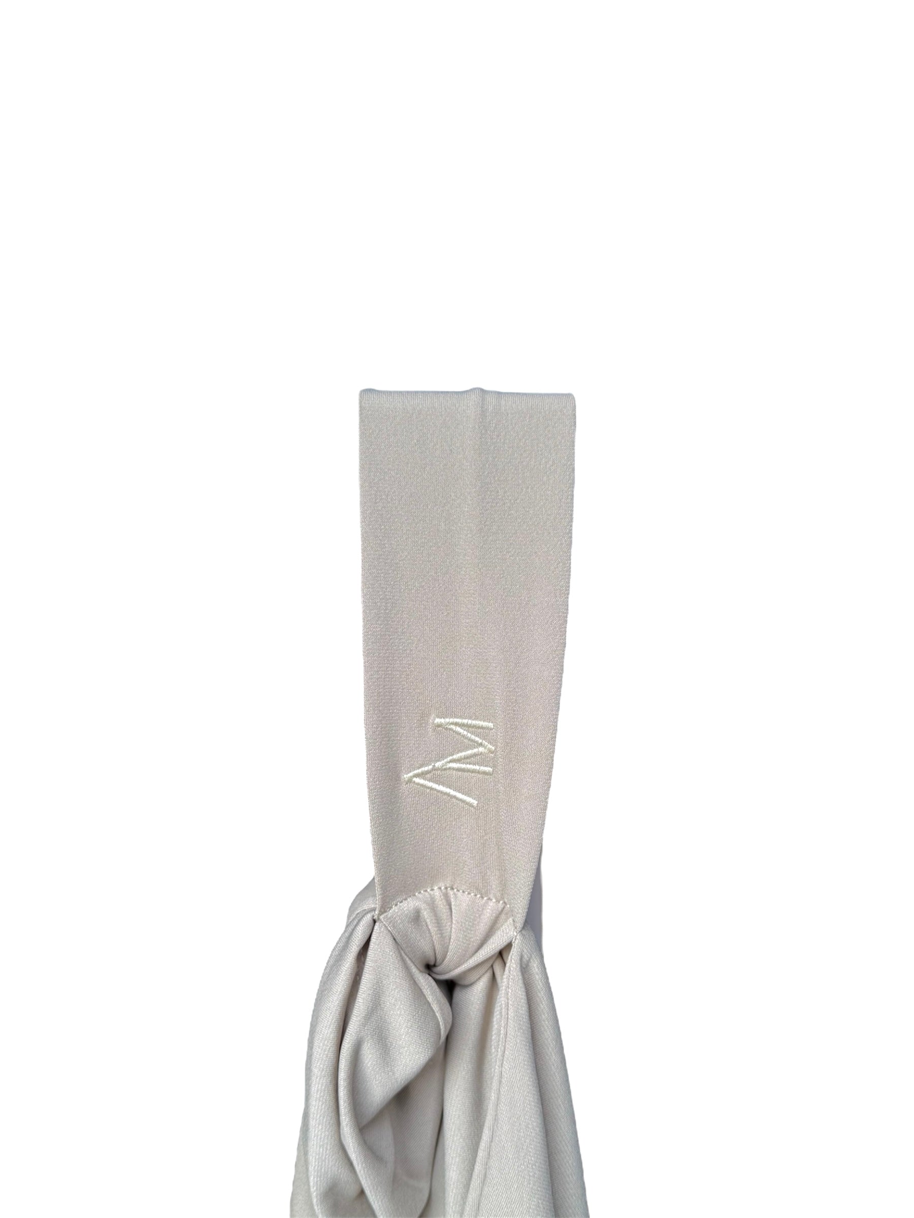 Bonnet broderie beige écru