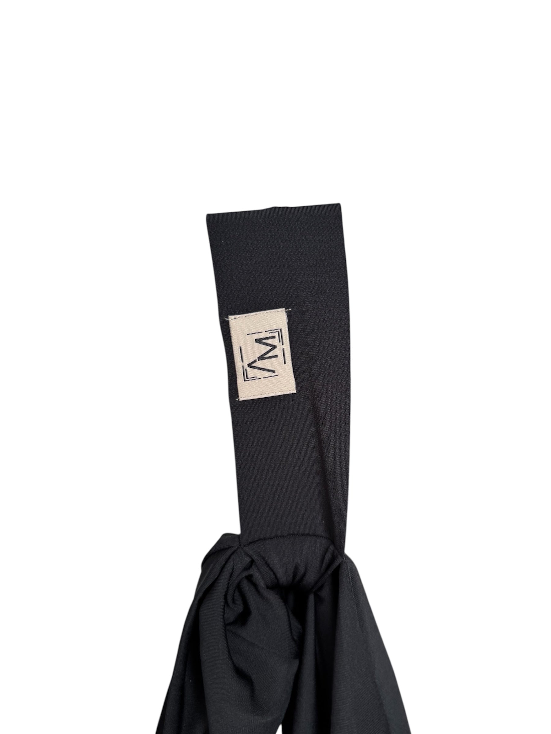 Bonnet étiquette noir